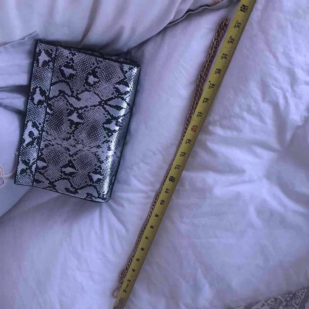 NWOT faux snake skin clutch with detach gold strap - Picture 9 of 10